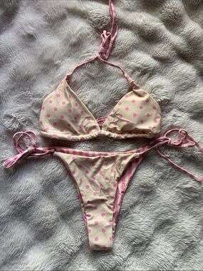Hollister Pink Polka Dot Reversible Bottom Bikini Set